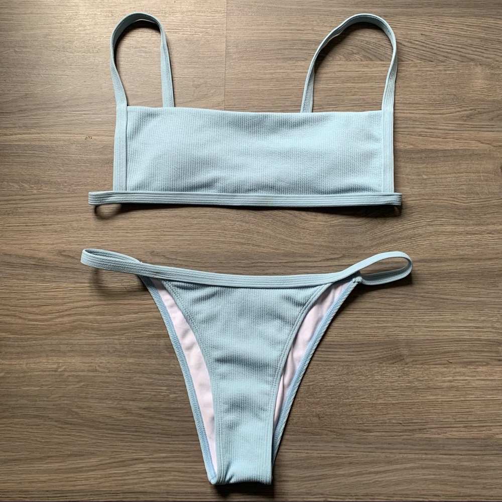 bandeau bikini